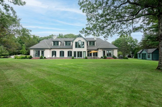 34 Rocky Ridge Lane, Dedham, MA 02026