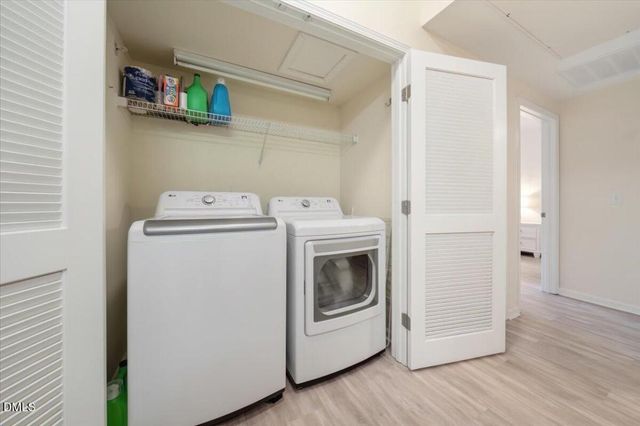 512 Weather Ridge Lane, Cary, NC 27513