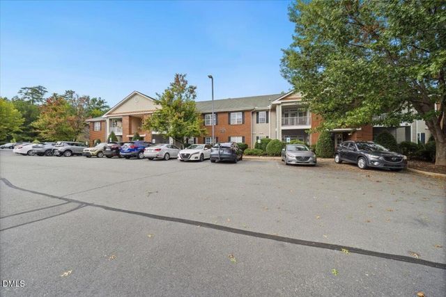 512 Weather Ridge Lane, Cary, NC 27513