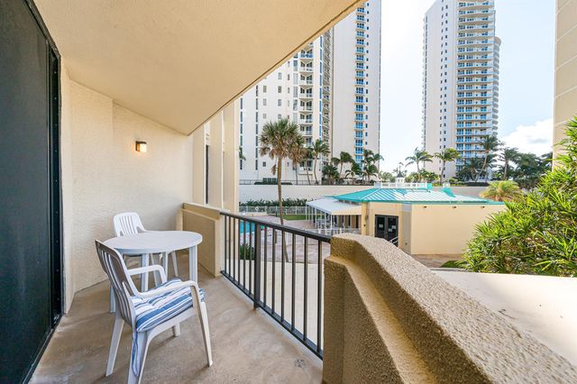 2800 N Ocean Drive A-2b, Singer Island, FL 33404