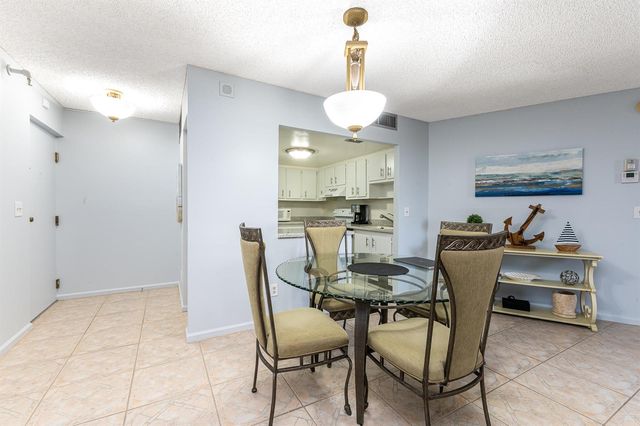 2800 N Ocean Drive A-2b, Singer Island, FL 33404