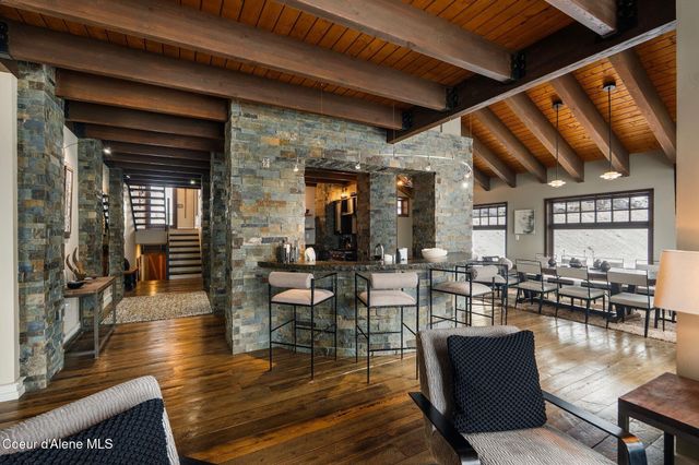 99 Village Ln, Sandpoint, ID 83864