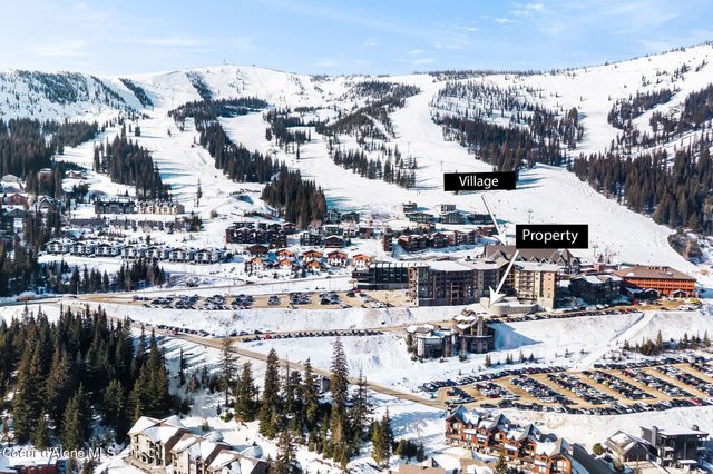 99 Village Ln, Sandpoint, ID 83864