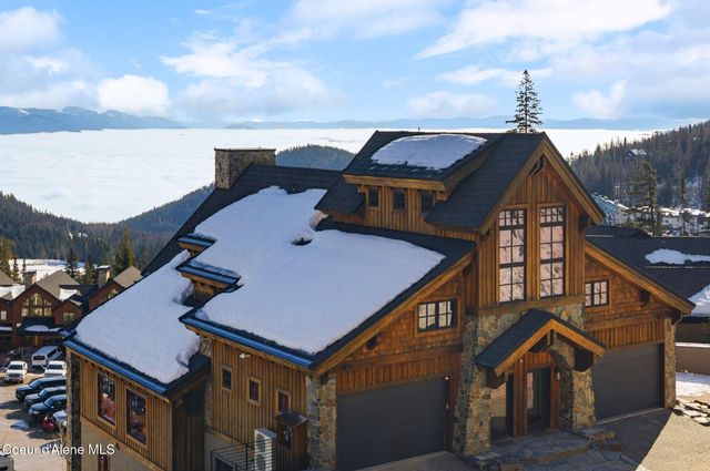 99 Village Ln, Sandpoint, ID 83864