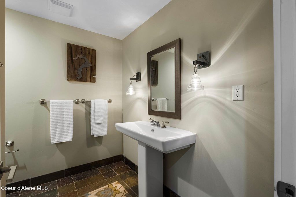 99 Village Ln, Sandpoint, ID 83864 photo 53