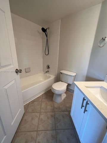 4171 N Haverhill Rd 1011, West Palm Beach, FL 33417