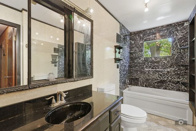 8904 Lemont Road, Downers Grove, IL 60516