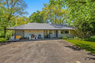8904 Lemont Road, Downers Grove, IL 60516
