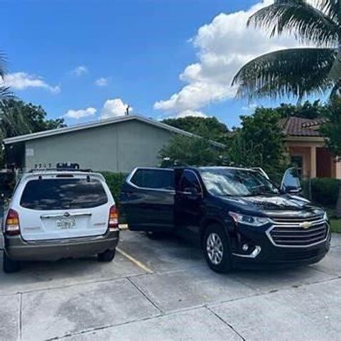 2707 NW 15th Street 2, Fort Lauderdale, FL 33311