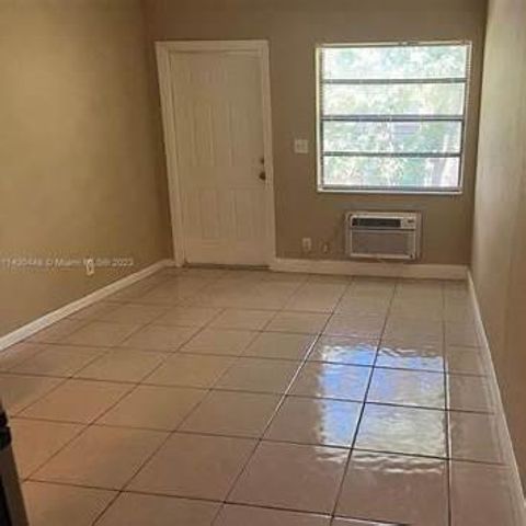 2707 NW 15th Street 2, Fort Lauderdale, FL 33311