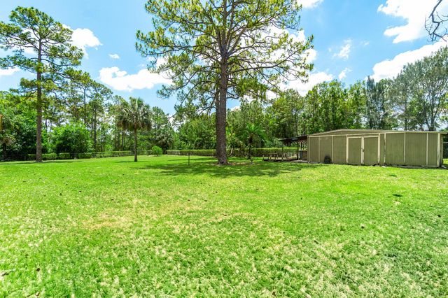 14192 82nd Street N, Loxahatchee, FL 33470