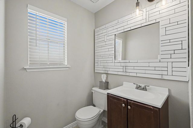 39 W Trace Creek Drive, The Woodlands, TX 77381