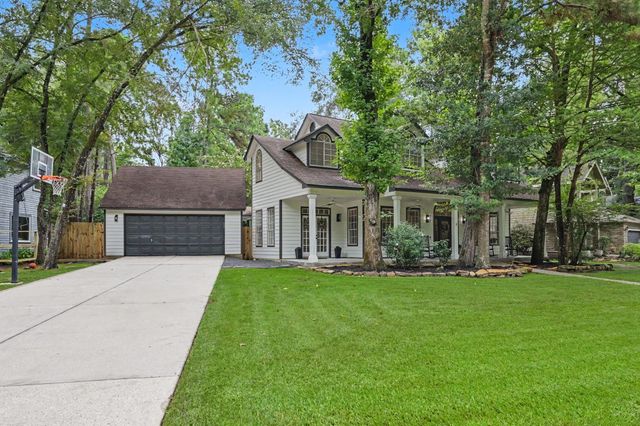 39 W Trace Creek Drive, The Woodlands, TX 77381