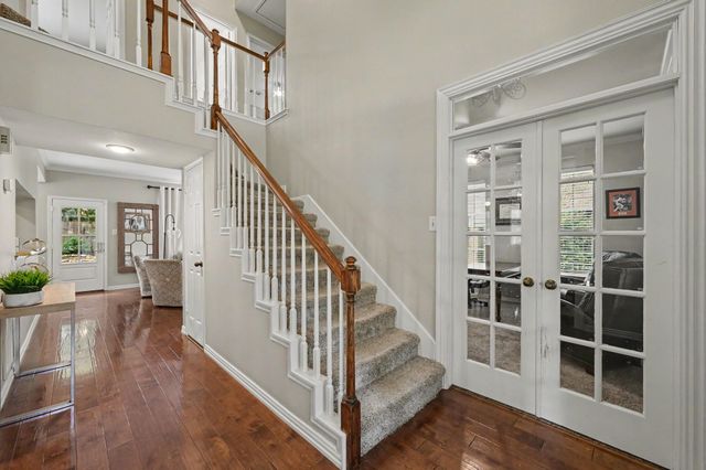 39 W Trace Creek Drive, The Woodlands, TX 77381