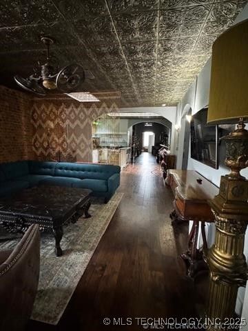 8 W Main Street, Ardmore, OK 73401