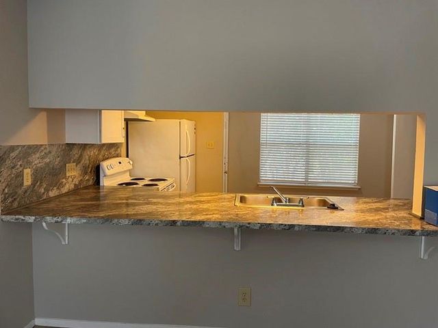 3306 Dunliegh DR A, Austin, TX 78745