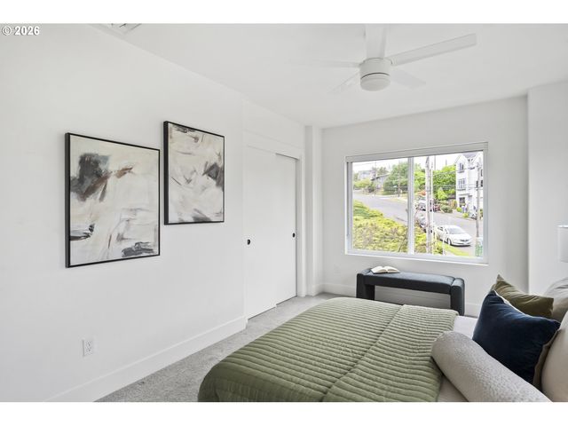 6875 N SALEM Ave, Portland, OR 97203