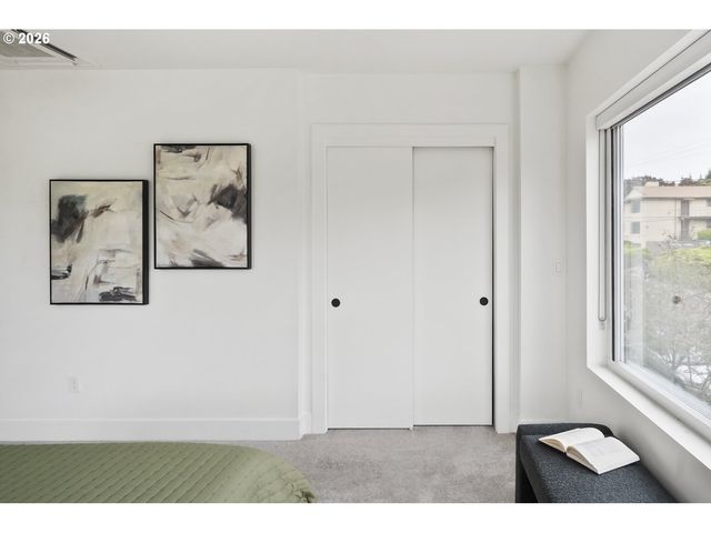 6875 N SALEM Ave, Portland, OR 97203