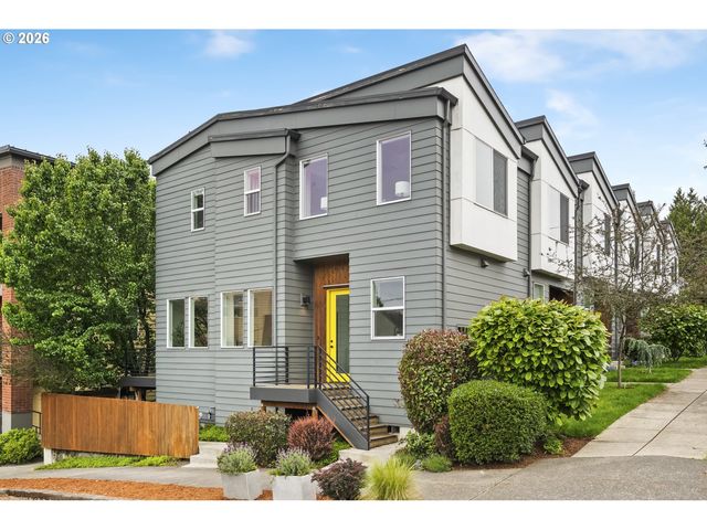 6875 N SALEM Ave, Portland, OR 97203