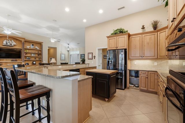241 Wedgefield Dr., Conway, SC 29526