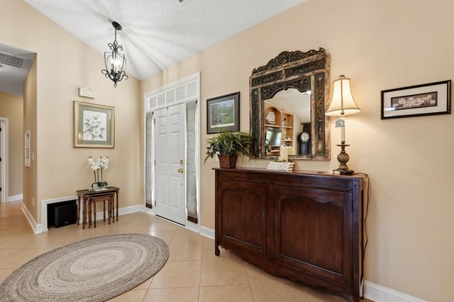 241 Wedgefield Dr., Conway, SC 29526