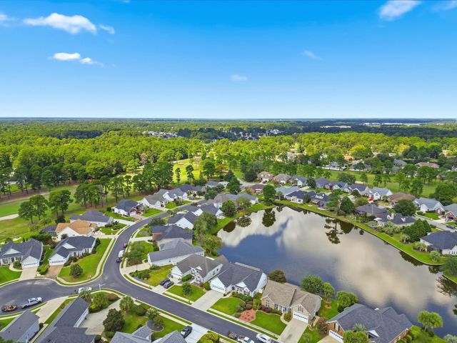 241 Wedgefield Dr., Conway, SC 29526