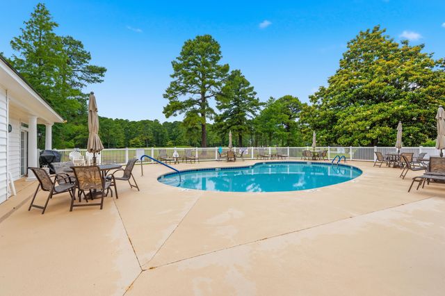 241 Wedgefield Dr., Conway, SC 29526