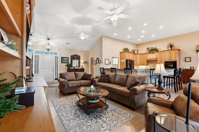 241 Wedgefield Dr., Conway, SC 29526