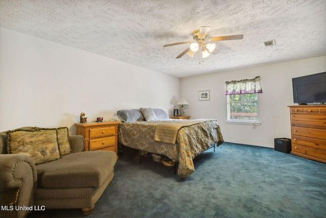 19639 Laterre Drive, Kiln, MS 39556