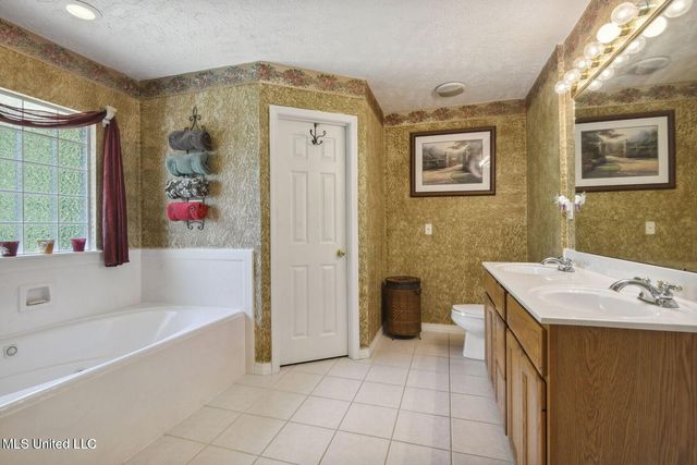 19639 Laterre Drive, Kiln, MS 39556