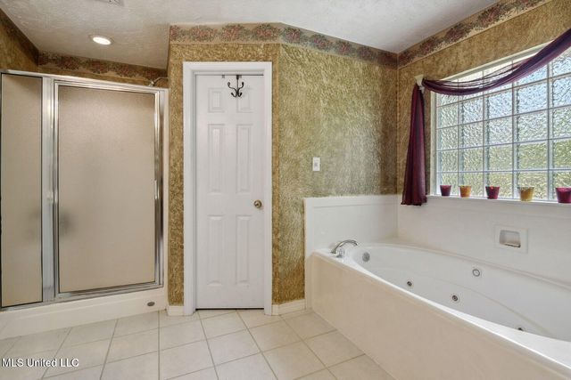 19639 Laterre Drive, Kiln, MS 39556