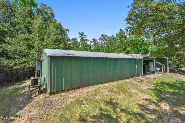 19639 Laterre Drive, Kiln, MS 39556