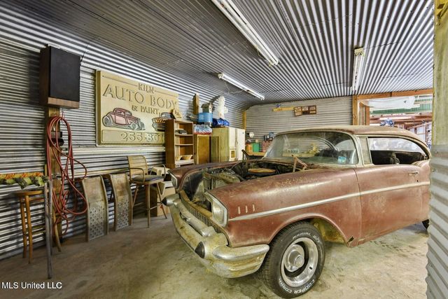 19639 Laterre Drive, Kiln, MS 39556