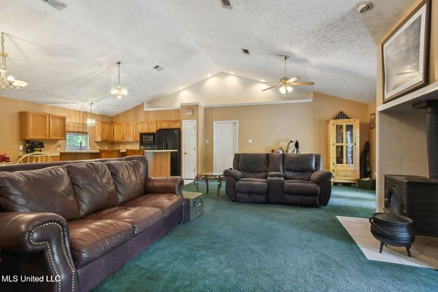 19639 Laterre Drive, Kiln, MS 39556