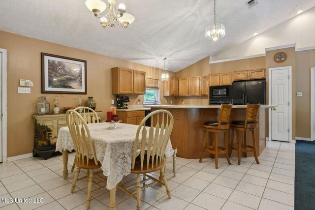 19639 Laterre Drive, Kiln, MS 39556