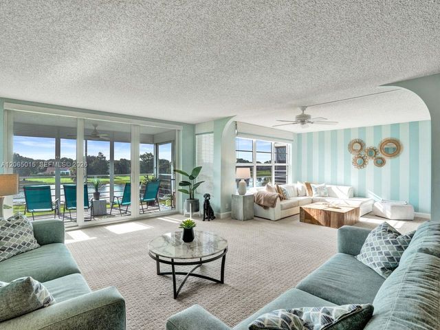 808 Cypress Blvd 409, Pompano Beach, FL 33069