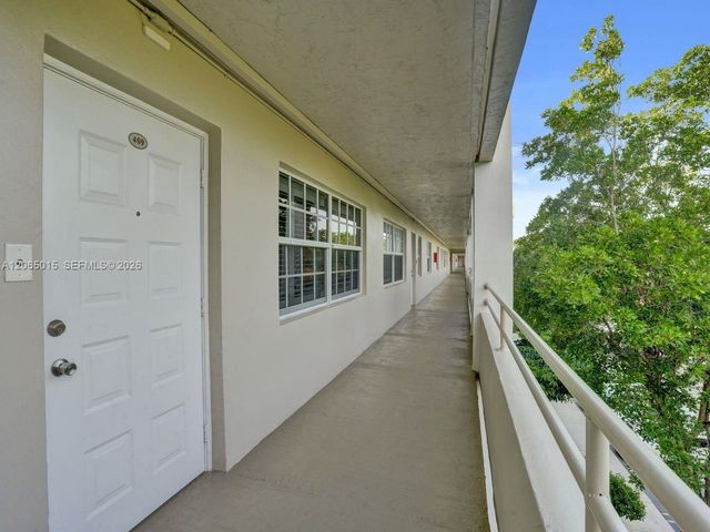 808 Cypress Blvd 409, Pompano Beach, FL 33069