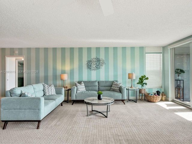 808 Cypress Blvd 409, Pompano Beach, FL 33069