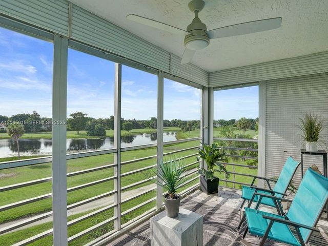 808 Cypress Blvd 409, Pompano Beach, FL 33069
