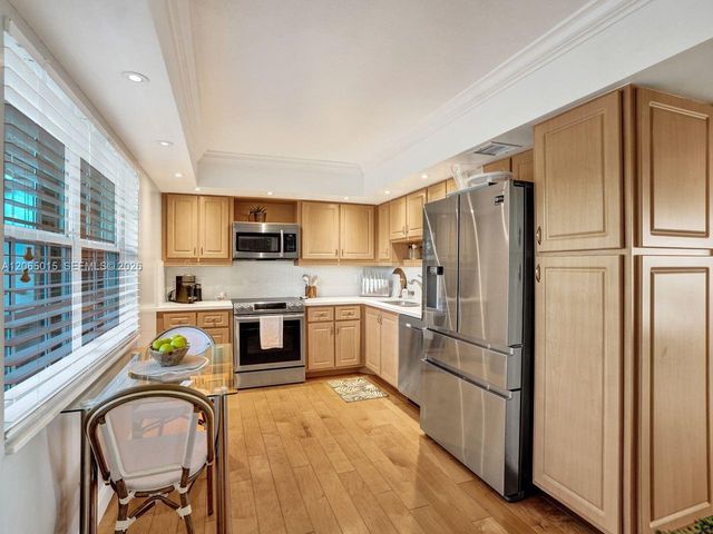808 Cypress Blvd 409, Pompano Beach, FL 33069