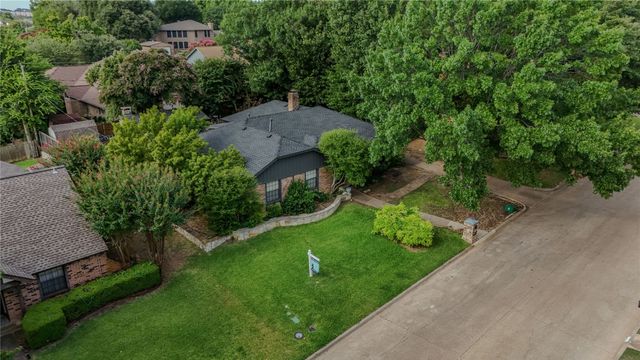 2201 Pebblebrook Court, Grand Prairie, TX 75050