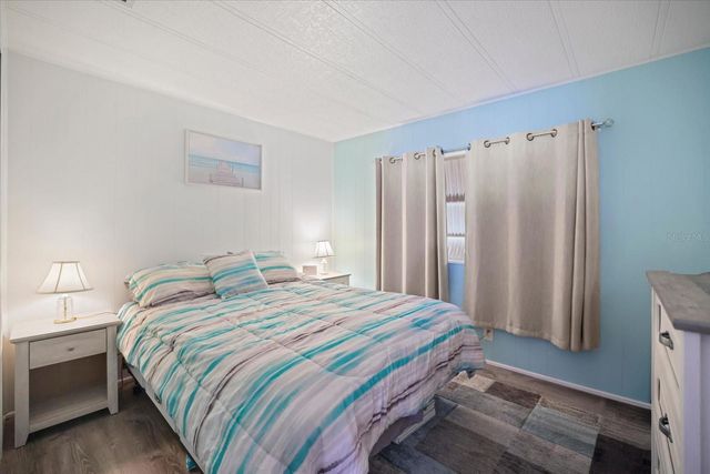 832 JOLANDA CIRCLE, Venice, FL 34285