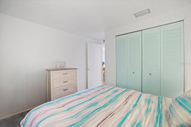832 JOLANDA CIRCLE, Venice, FL 34285