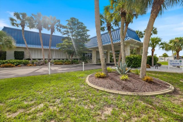 832 JOLANDA CIRCLE, Venice, FL 34285