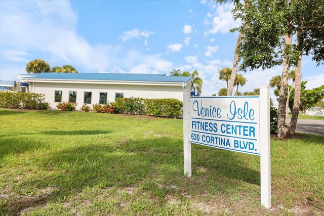 832 JOLANDA CIRCLE, Venice, FL 34285