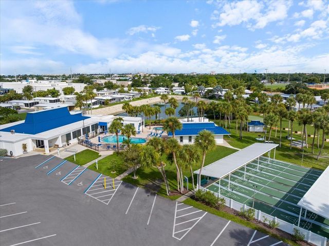 832 JOLANDA CIRCLE, Venice, FL 34285