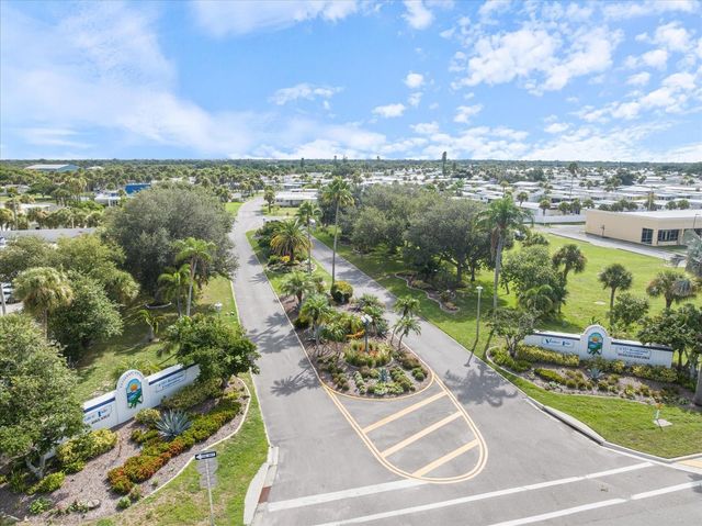 832 JOLANDA CIRCLE, Venice, FL 34285