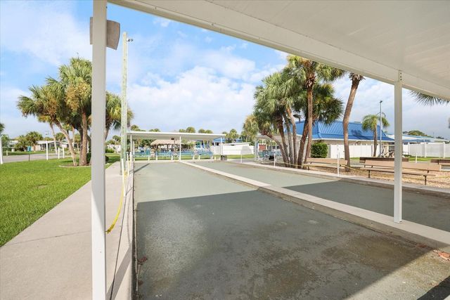 832 JOLANDA CIRCLE, Venice, FL 34285