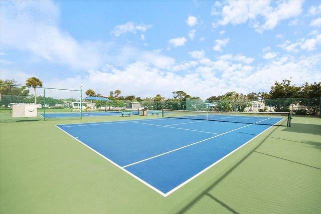 832 JOLANDA CIRCLE, Venice, FL 34285