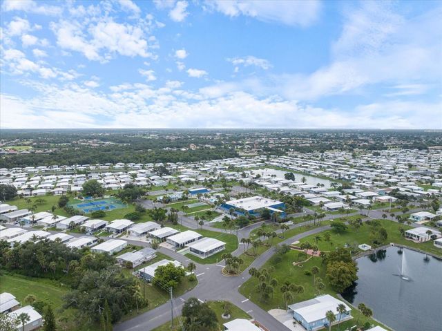 832 JOLANDA CIRCLE, Venice, FL 34285